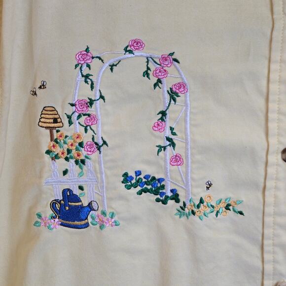 Vintage PBJ Classic Yellow Button Down Shirt Birdhouse Embroider Grandma Core - Picture 2 of 7